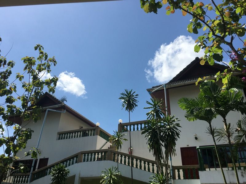 Royal Crown Hotel & Palm Spa Resort Patong Bagian luar foto