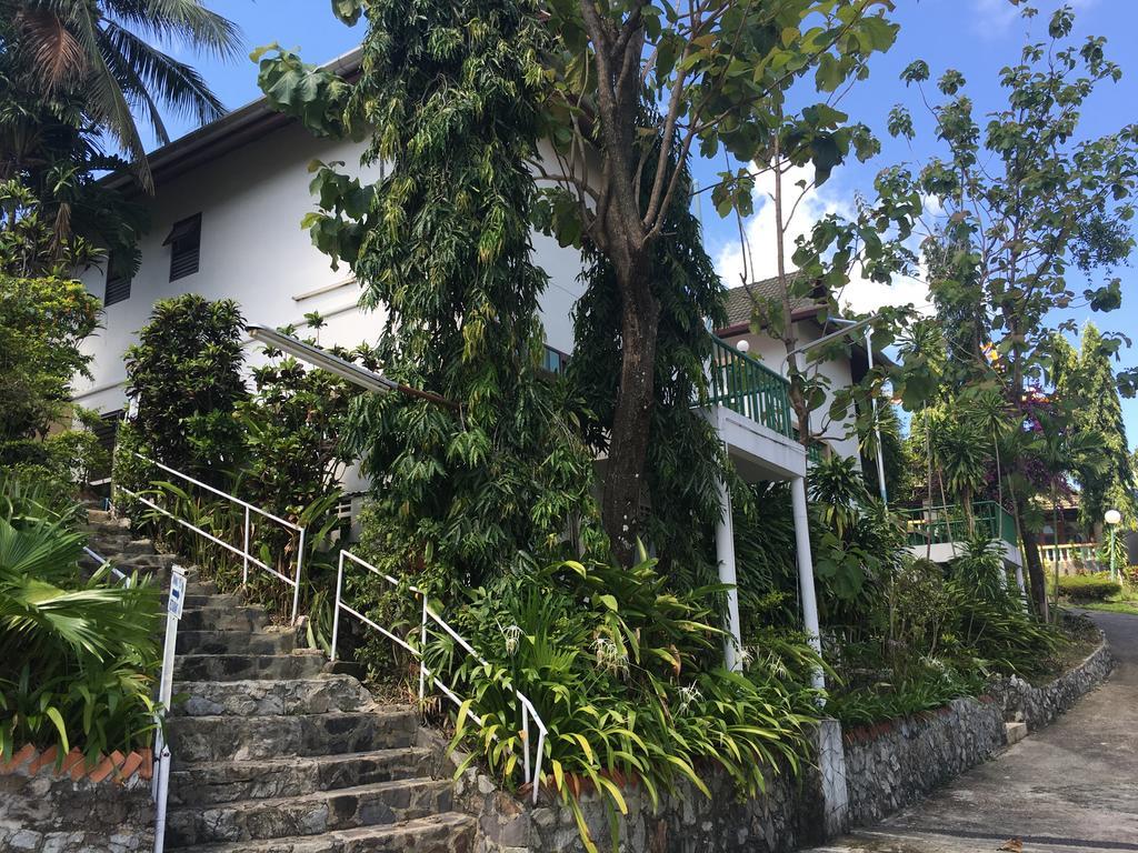 Royal Crown Hotel & Palm Spa Resort Patong Bagian luar foto