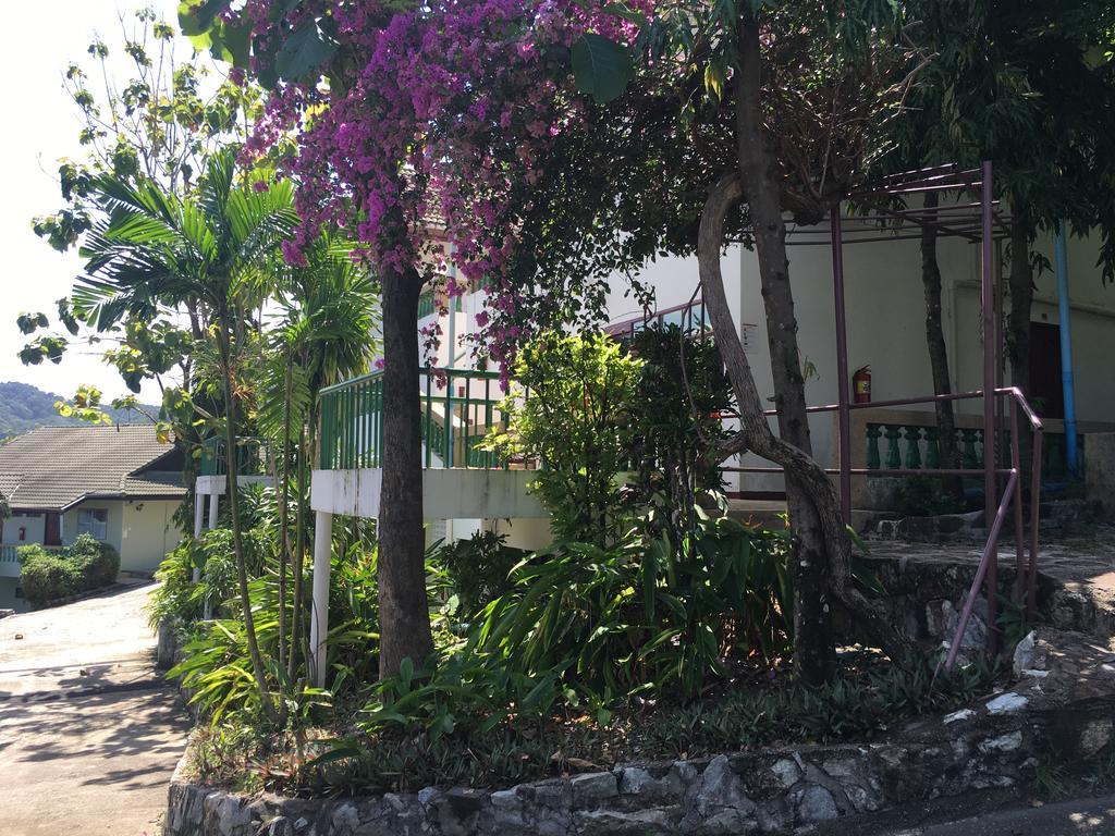 Royal Crown Hotel & Palm Spa Resort Patong Bagian luar foto