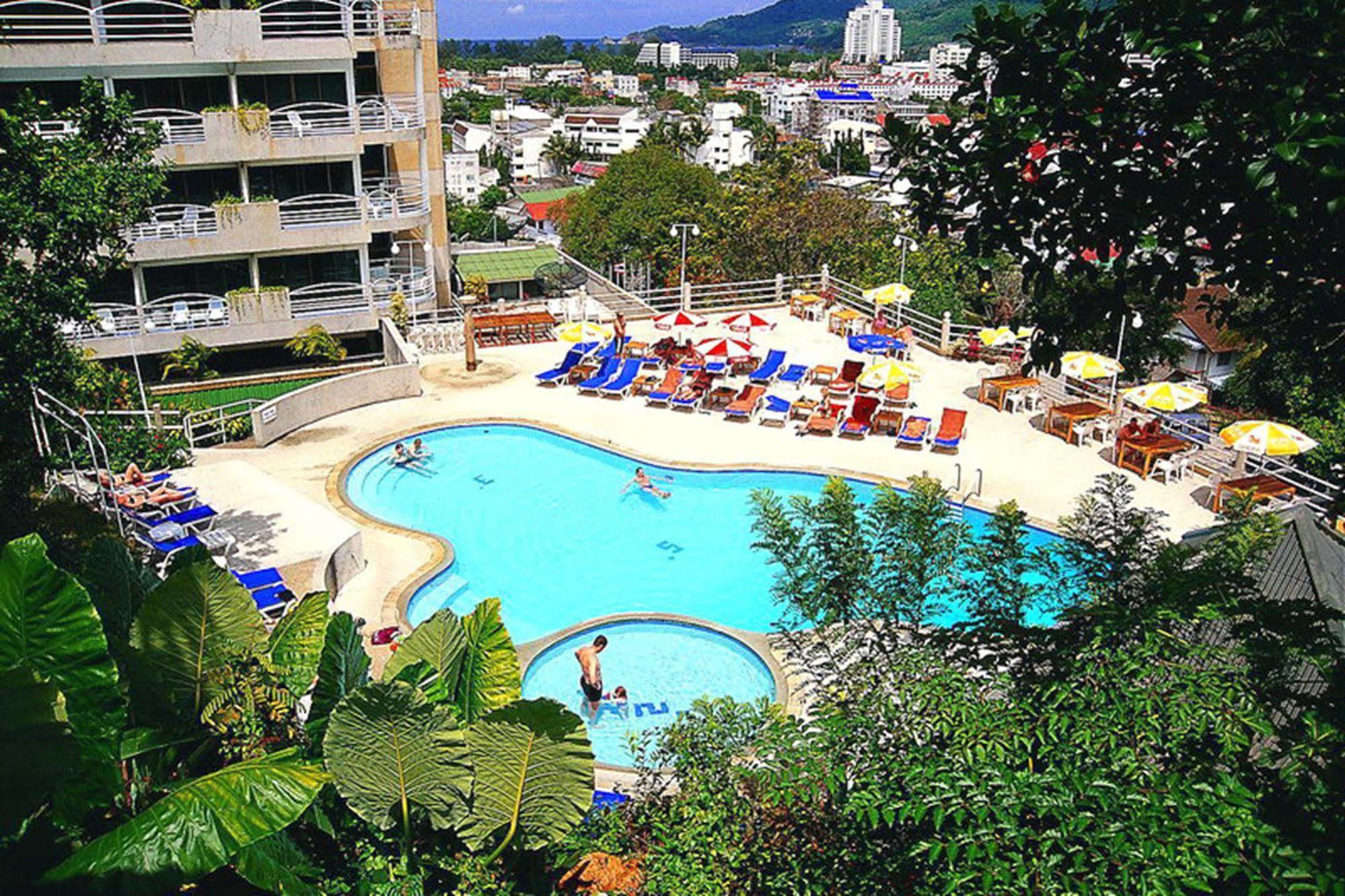 Royal Crown Hotel & Palm Spa Resort Patong Bagian luar foto