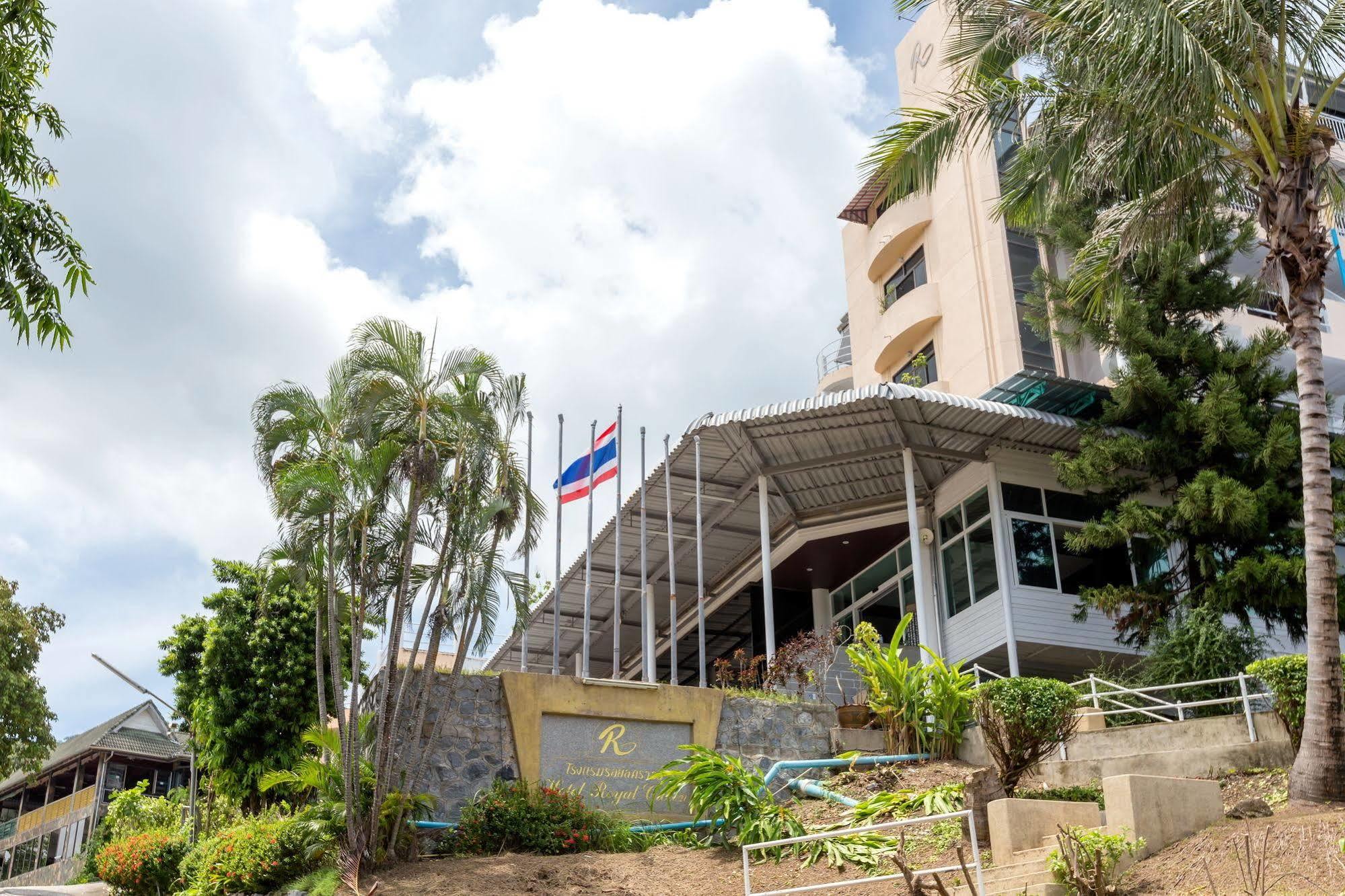 Royal Crown Hotel & Palm Spa Resort Patong Bagian luar foto